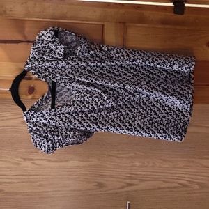 Worthington brand, size medium and the colors are black, white, and gray